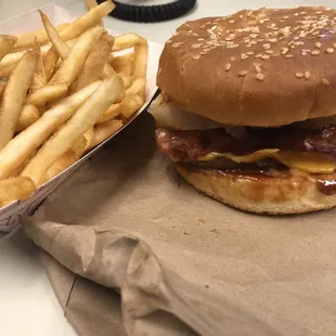 Western Burger &amp; fries.