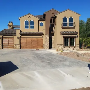 EXTERIOR TUSCAN DESIGN