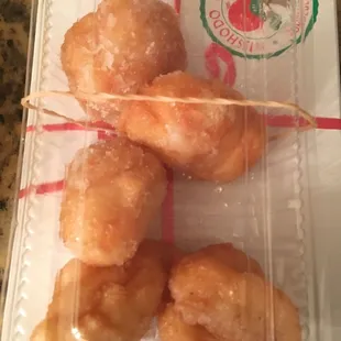 Fried coconut mochi
