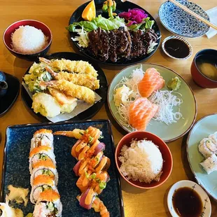 Cinnabar Hills roll and spider roll