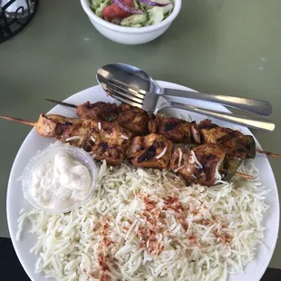 Chicken kabob w/rice