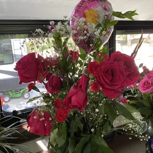 Dead roses less than 24 hours after delivery