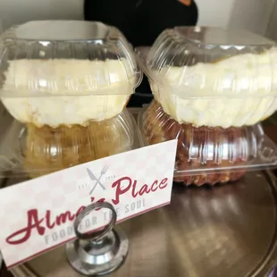 food, cupcakes