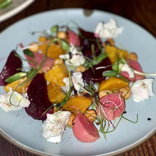 Beet &amp; goat cheese