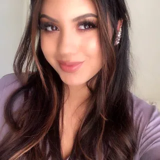 Victoria C.