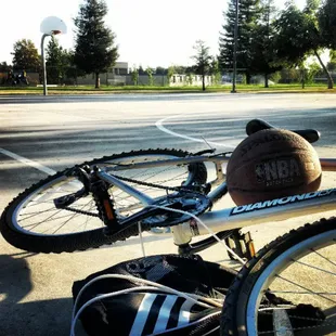 Almondale park bball court