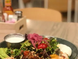 Garden Table - Carmel