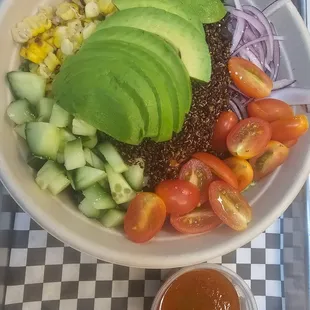 Quinoa and avocado salad