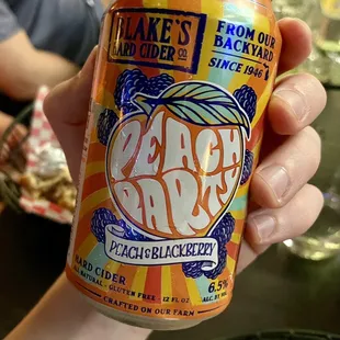 Blake&apos;s Peach Party cider