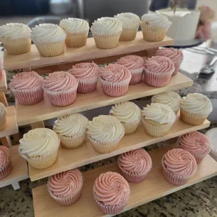Strawberry &amp; Lemon cupcakes