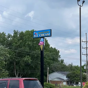 Main sign from the road