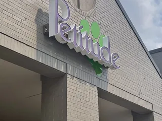 Petitude Grooming Salon