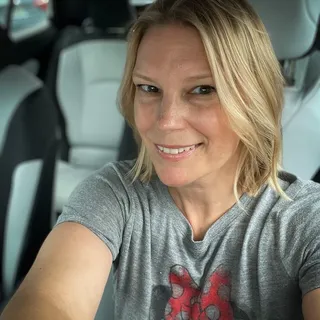 Laurie G.