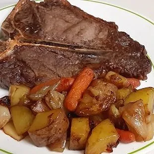 T-Bone Seak with roasted veggies.
