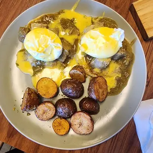 Green Chile benedict - 4/5