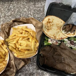 Amazing Mediterranean food! Great gyro sandwiches/plates, fries, greek salad and rice is always fresh and delicious!