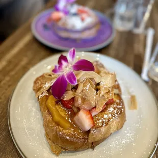 Banana French toast w/ lanka (jackfruit)