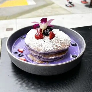 mini ube hotcakes (v)