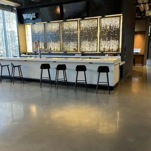 Bar area near lobby/lounge area
