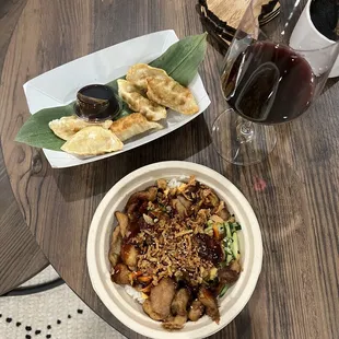 Maui fresh rice bowl with chicken, potstickers