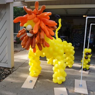 Aloha Balloon Company. Lion made of balloons.  Eldorado Hills, CA