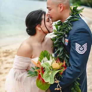 Our elopement at Kualoa Ranch, picture by Jenna Lee