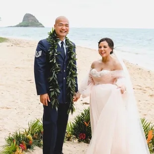 Our elopement at Kualoa Ranch, picture by Jenna Lee