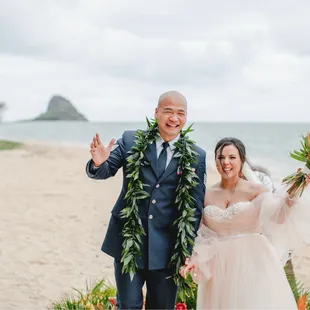 Our elopement at Kualoa Ranch, picture by Jenna Lee