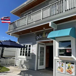 Aloha Pineapple Cafe