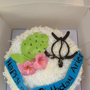 Vegan Haupia cake! So amazingly delicious!