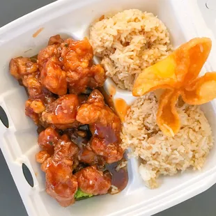 General Tso's Chicken lunch special with fried rice and crab rangoon. Always made fresh!