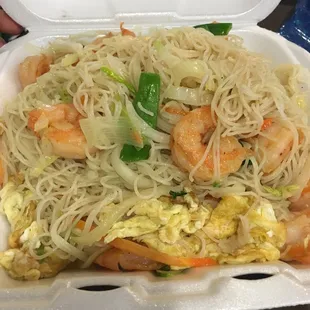 Shrimp rice noodles.