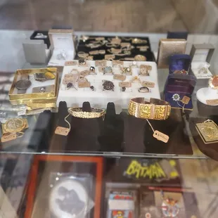 Beatufil gold jewelry including Hawaiian bracelets.