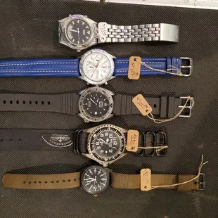 Great collector watches including dive watches, gold watches and more.