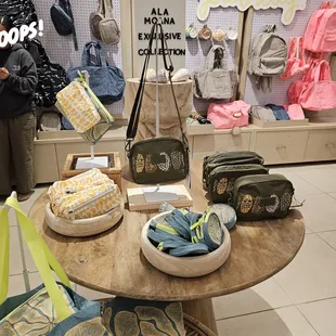 @Ala Moana Center/Aloha Collection Store; 2/8/2025.So much neat Hawaiian theme items/prints/tote Bags, etc.These Shell prints R popular??