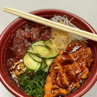 This is a combo bowl with the shoyu ahi and spicy ahi poke.