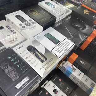 Pod systems and replacement coils