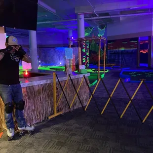 me being sad because golfing is closed and having to skate instead...