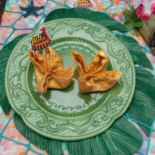 Crab Rangoons, order sizes are 3 piece or 6 piece.