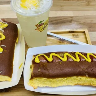 Aloha hotdog, classic hotdog and fresh lemonade