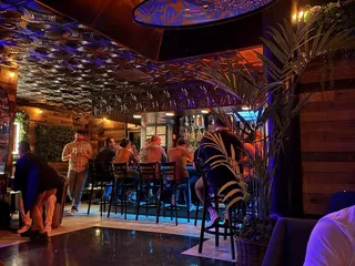 Surf Bar