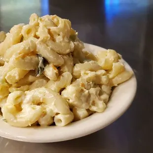 a bowl of macaroni and cheese