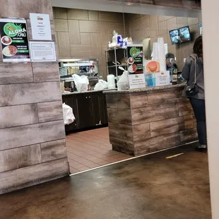 Awesome cashier with great vibes