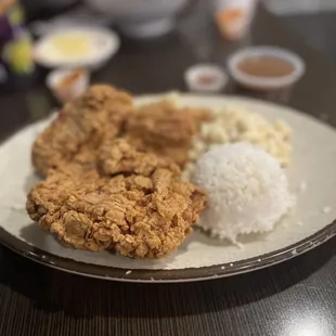 Aloha Kitchen & Bar