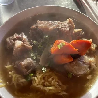 Oxtail Ramen Soup