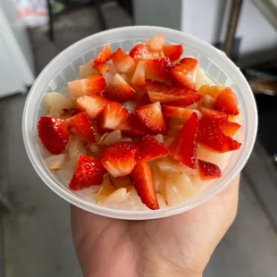 Strawberreh Lycheehuuu Tapioca Pudding