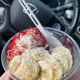 OG base, kayaya toppings + coconut shreds