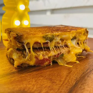 THE ALOHA MELT
