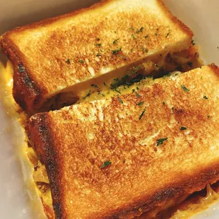 Bacon patty melt