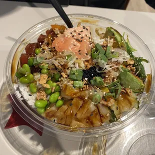 Salmon/tuna and every topping available!